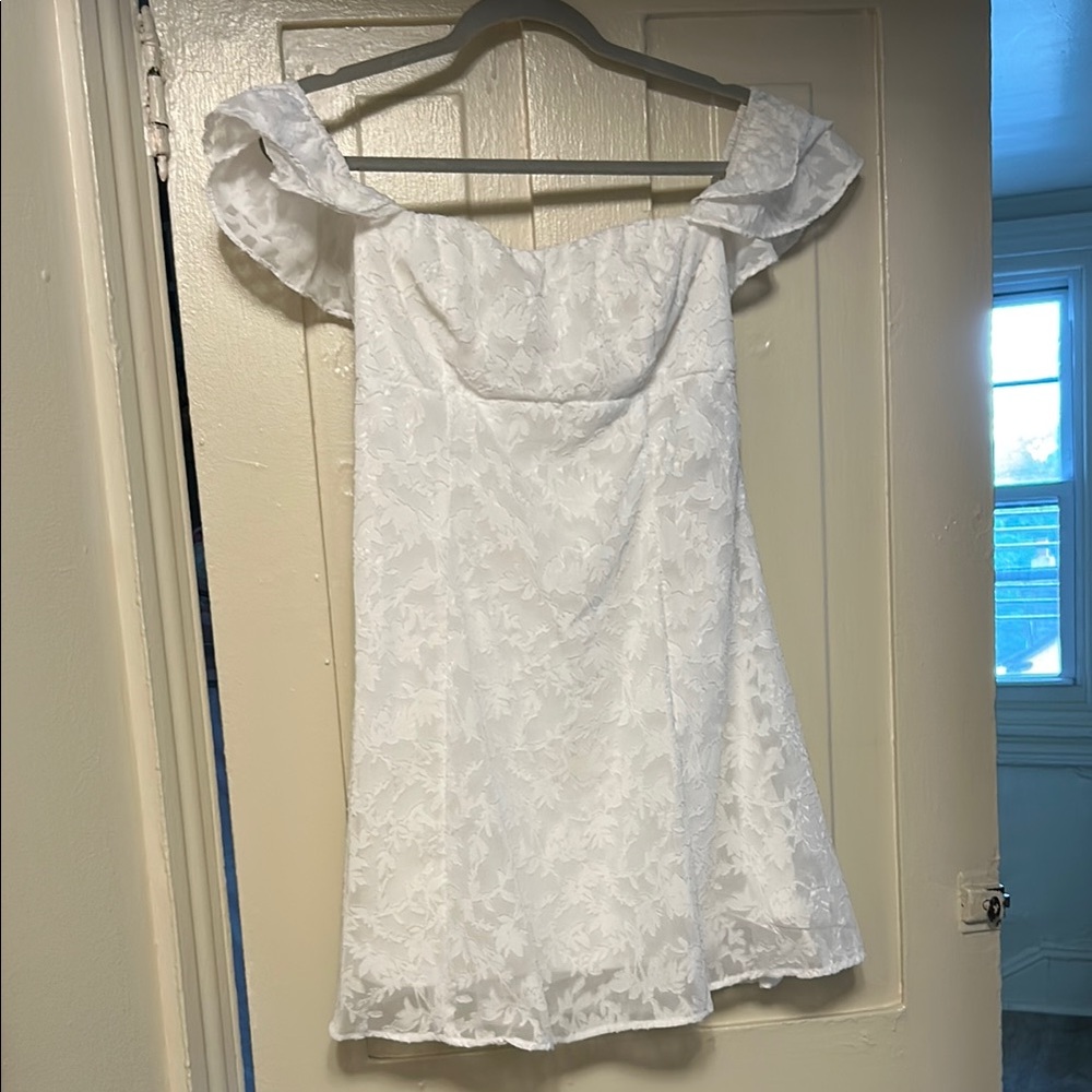 Wild Fable - Elegant Floral Patterned White Off-Shoulder Dress